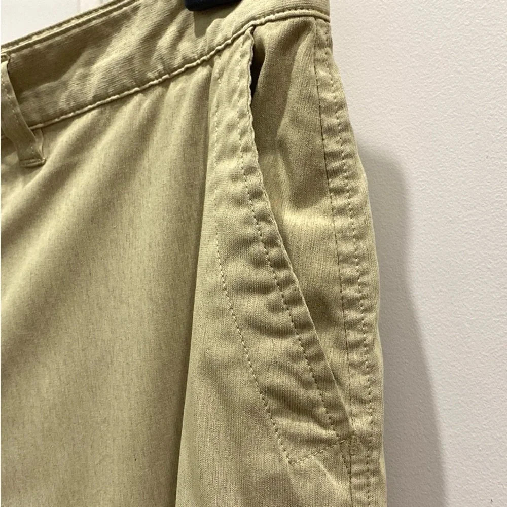 Patagonia Men’s Khaki Tan Size 38 Breathable Gorpcore Outdoor Casual Shorts